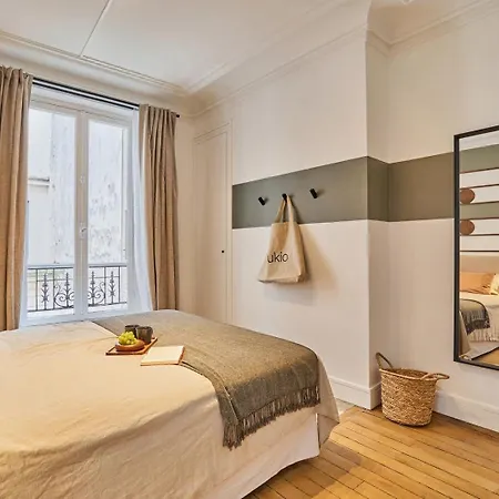 Avina - 3 à Trocadéro